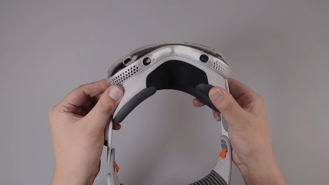 Amazon | GLILAVOX Vision Pro ケース Compatible with Apple Vision